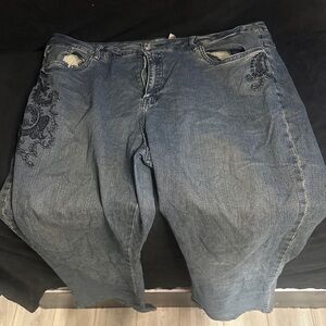 Embroidered Blue Jeans-crest brand size 21/22-#429